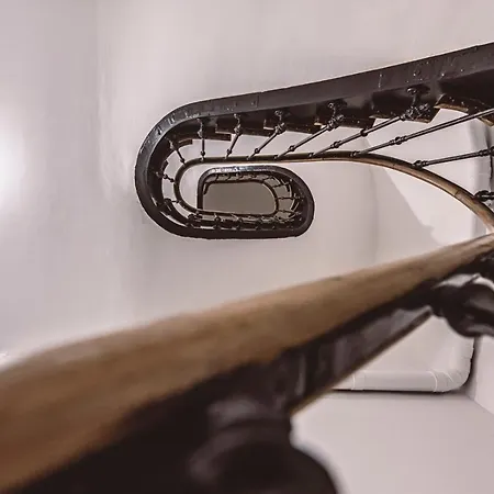 Le Jardinet, Face A La Cathedrale, Baignoire - Rdc * Remeš