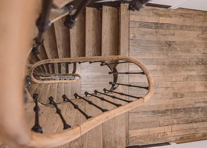 Le Jardinet, Face A La Cathedrale, Baignoire - Rdc *