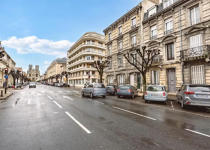 アパート Le Jardinet, Face A La Cathedrale, Baignoire - Rdc ランス